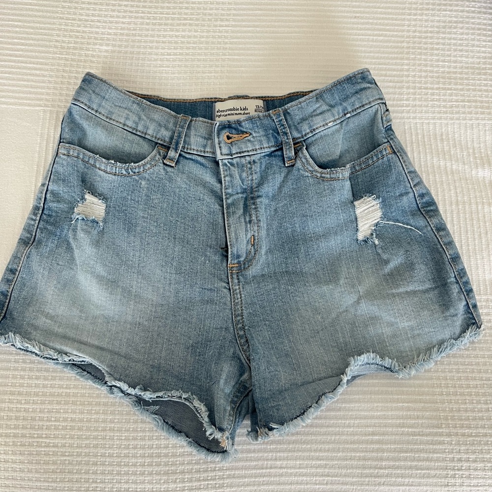 Abercrombie kids High Rise Mini Mon Short